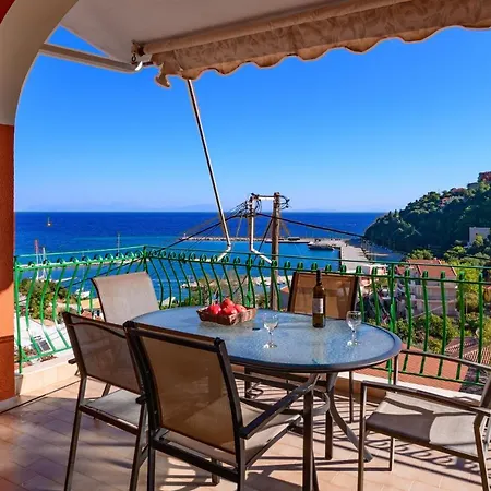 Apartment Golden Flower's *