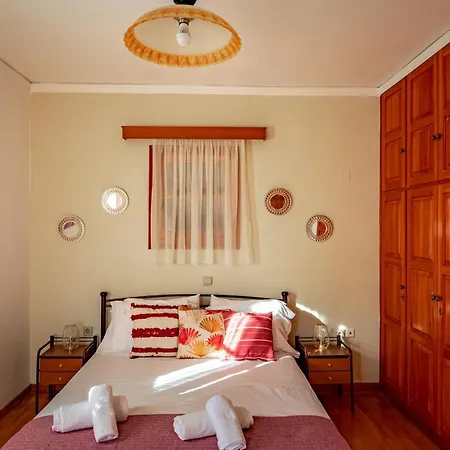 Golden Flower's Apartment