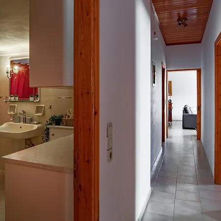 Golden Flower's Apartment *